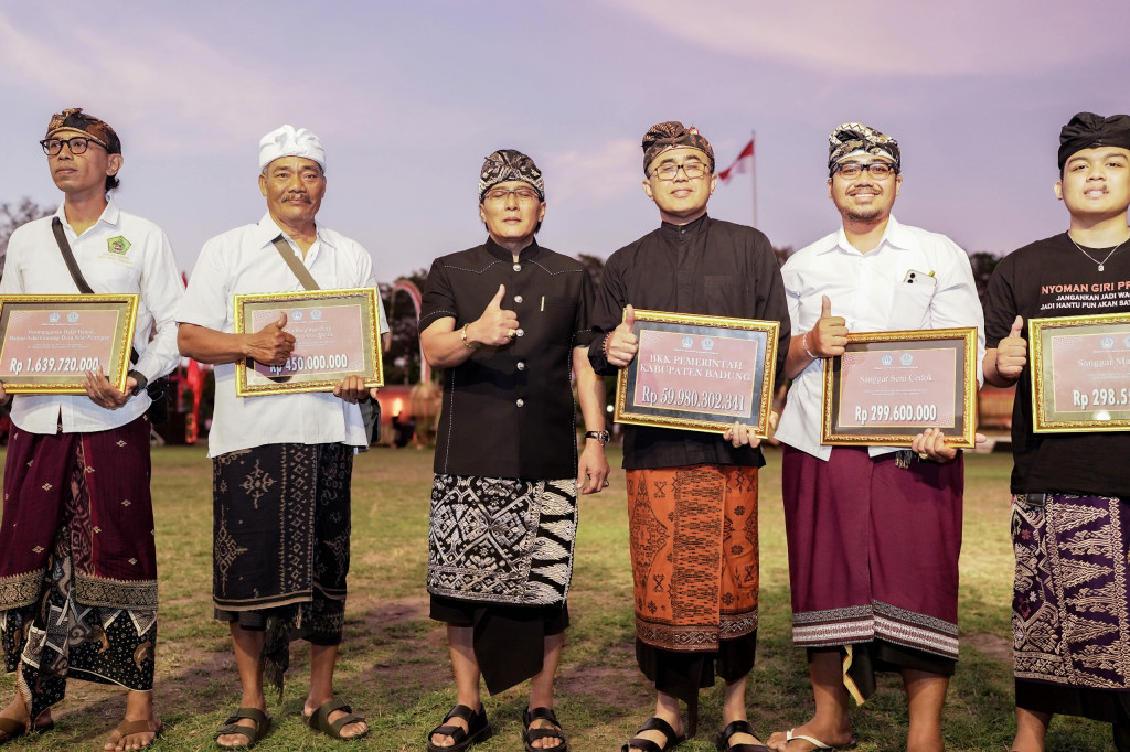 Jadi Inspektur Upacara Peringatan Hari Puputan Badung Ke-118